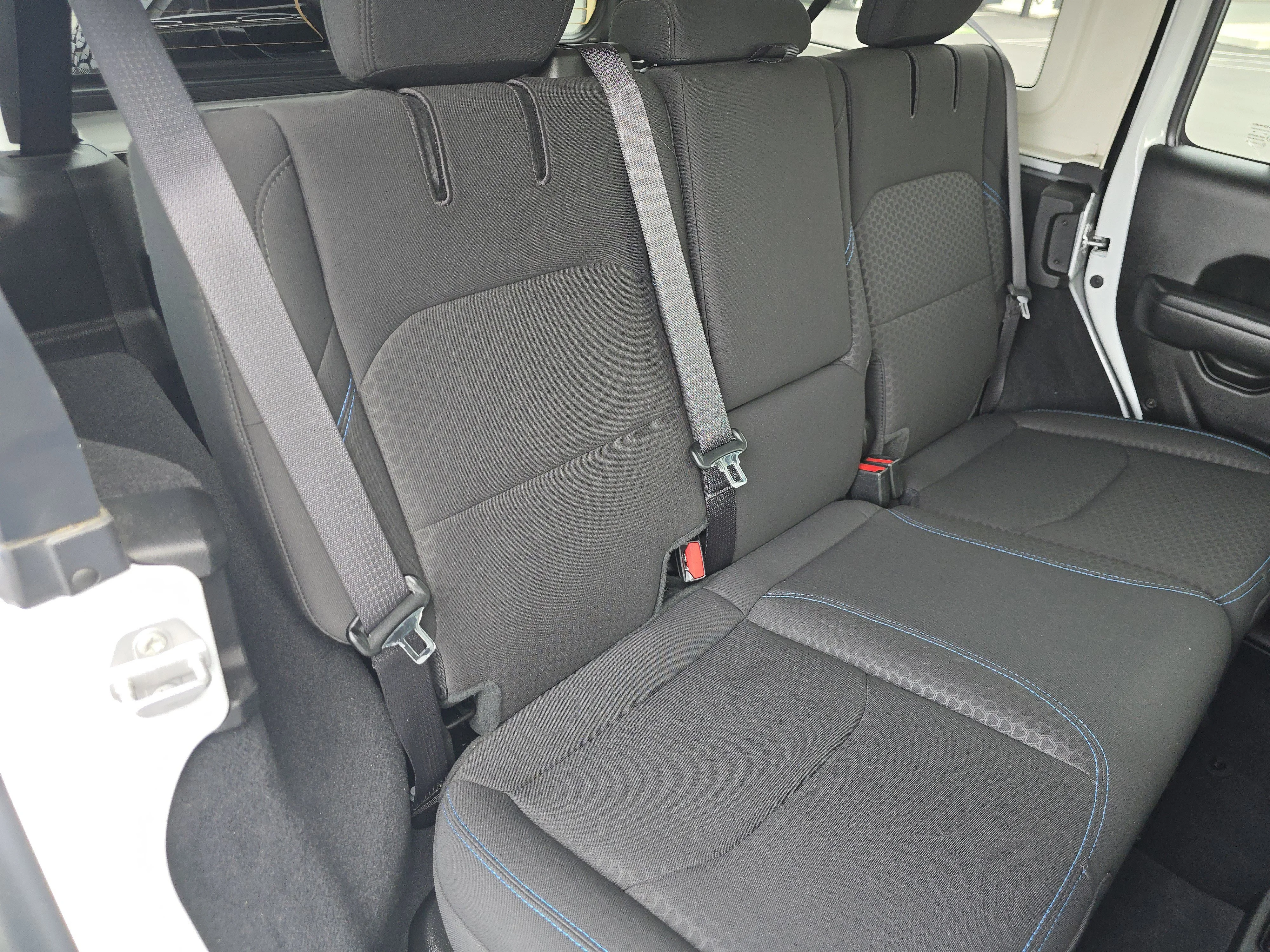 Used 2025 Bright White Clearcoat Jeep Rubicon image 18