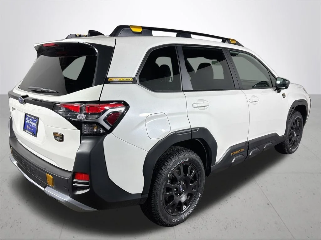 New 2026 CRYSTAL WHITE PEARL Subaru Wilderness image 6