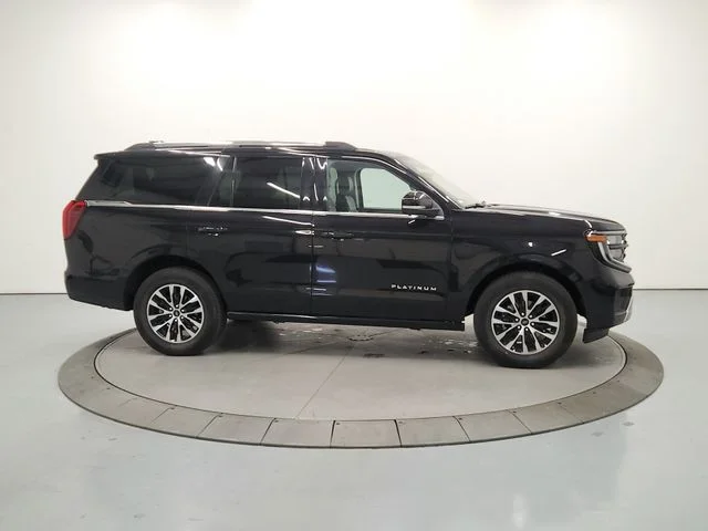 Used 2025 Black Ford Platinum image 9
