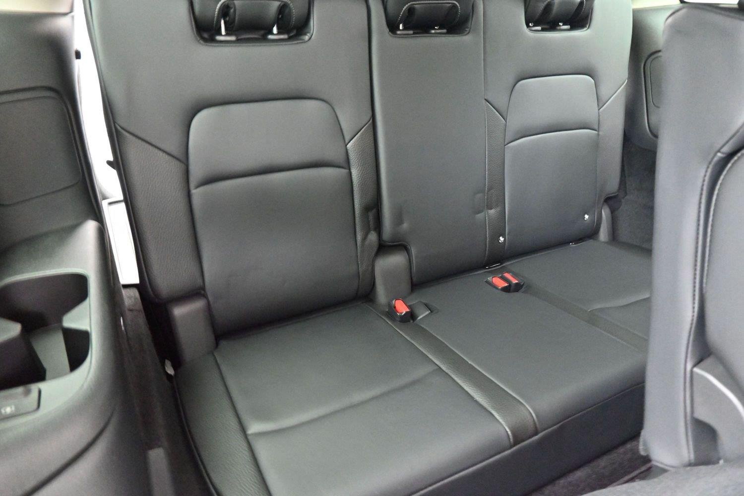 Used 2022 Green Nissan SL image 38