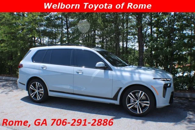 Used 2023 Brooklyn Grey Metallic BMW xDrive40i image 1