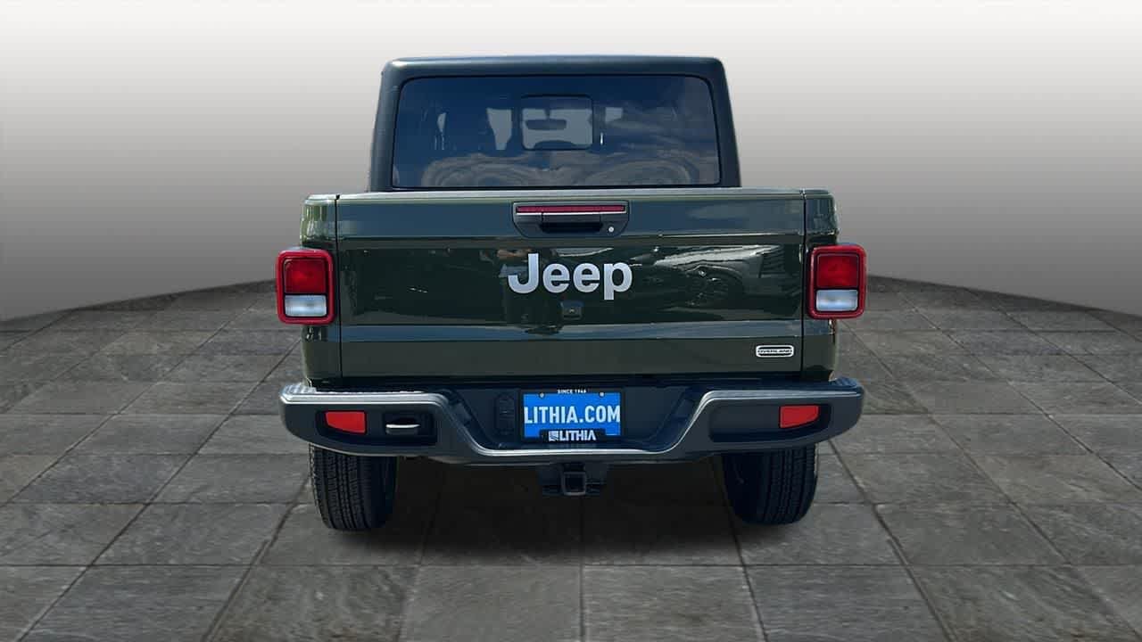 Used 2022 Sarge Green Clearcoat Jeep Overland image 6