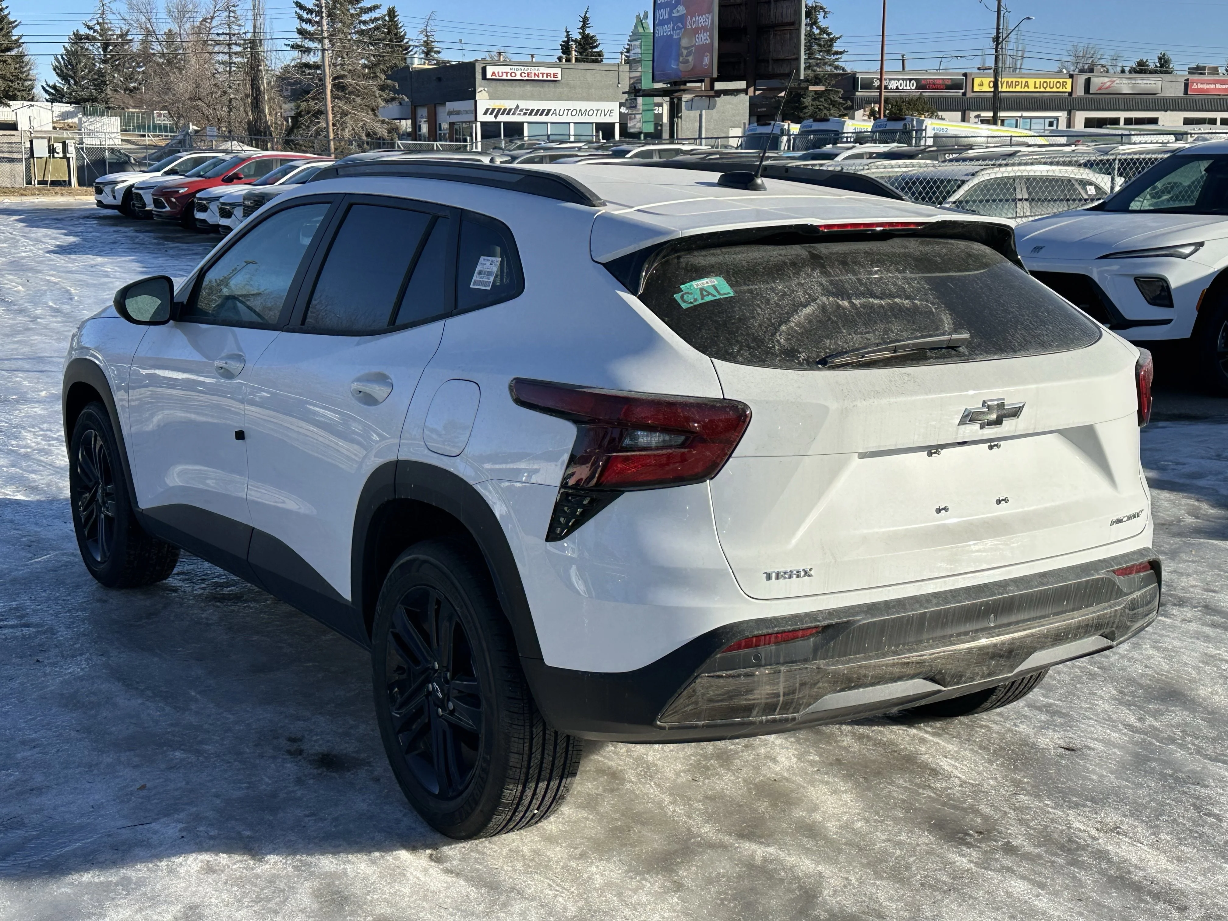 New 2026 Summit White Chevrolet ACTIV image 4