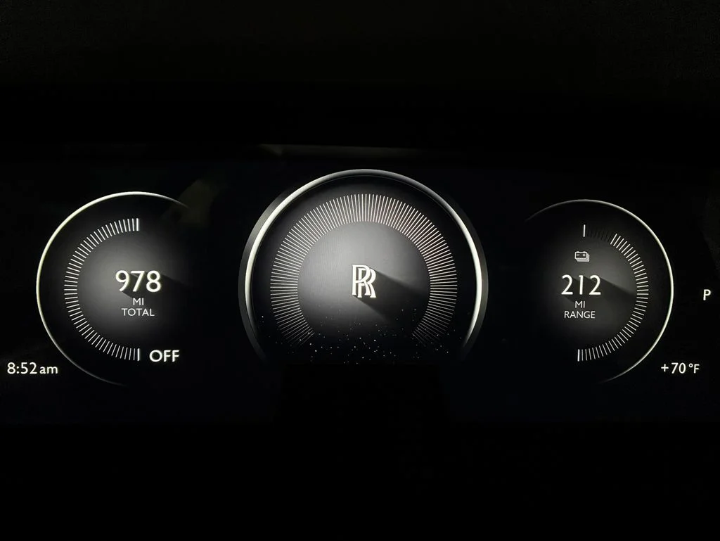 Certified Used 2025 Arctic White Rolls-Royce  image 32