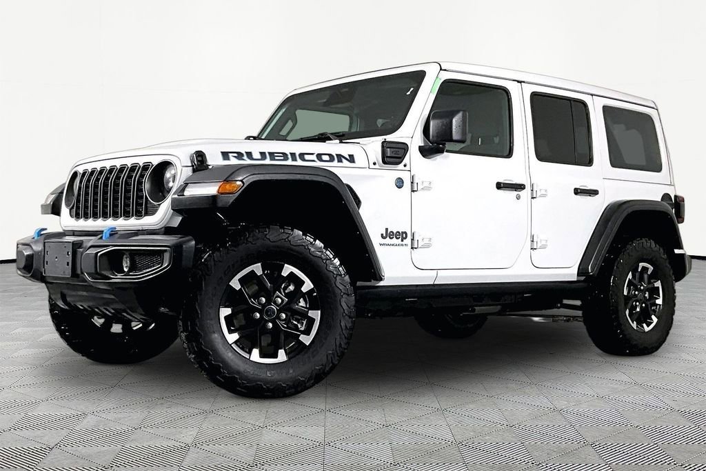 Used 2025 White Jeep Rubicon image 1