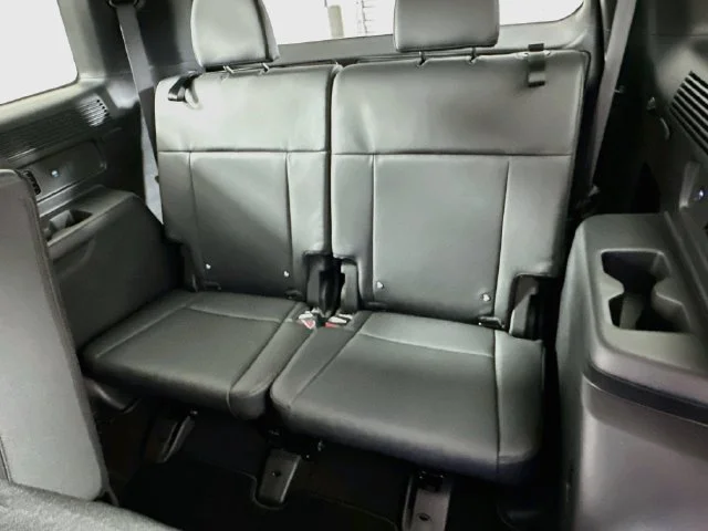 New 2027 White Hyundai SEL image 12