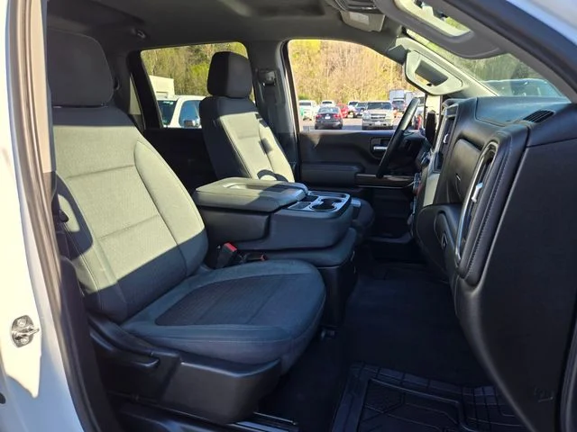 Used 2023 White Chevrolet LT image 21