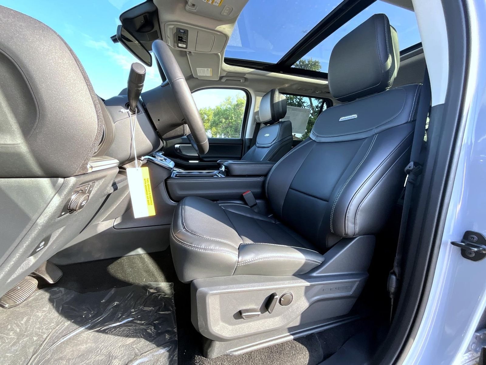 New 2027 Glacier Gray Metallic Tri-Coat Ford Platinum image 12