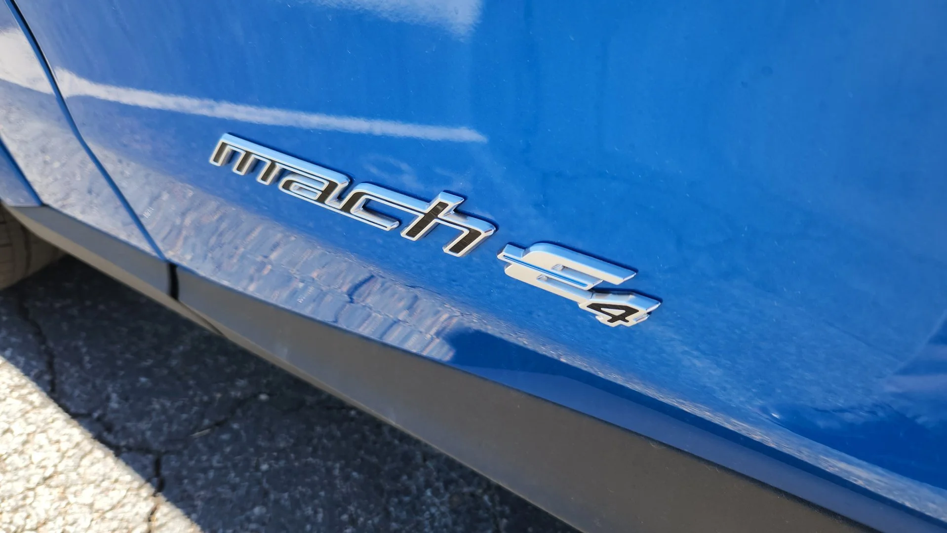 New 2026 Velocity Blue Metallic Ford Premium image 21