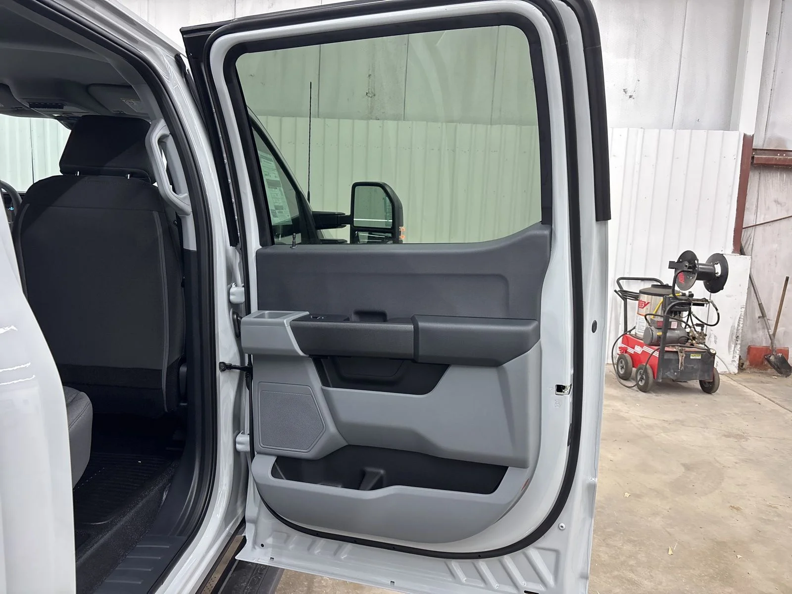 2026 Ford F-250 Super Duty XL - Photo 31