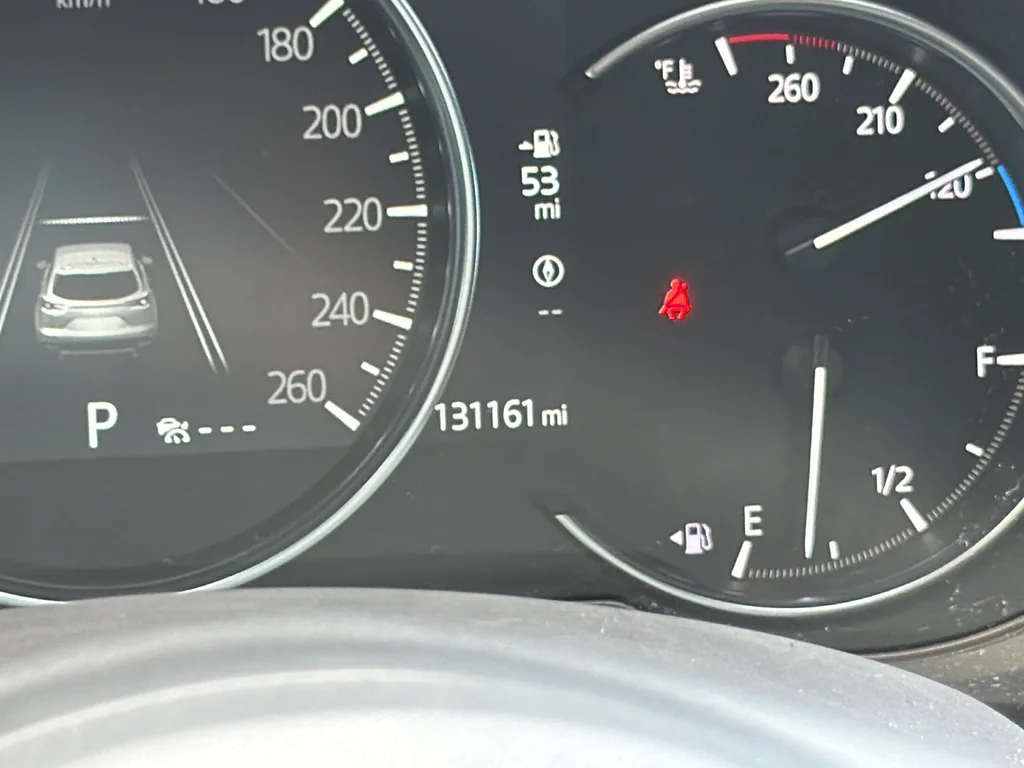 Used 2020 White Mazda Signature image 12