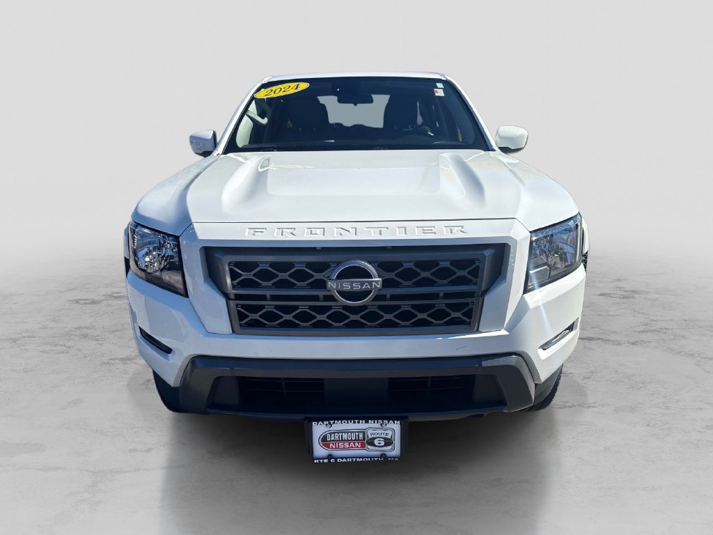 Used 2024 White Nissan SV image 9