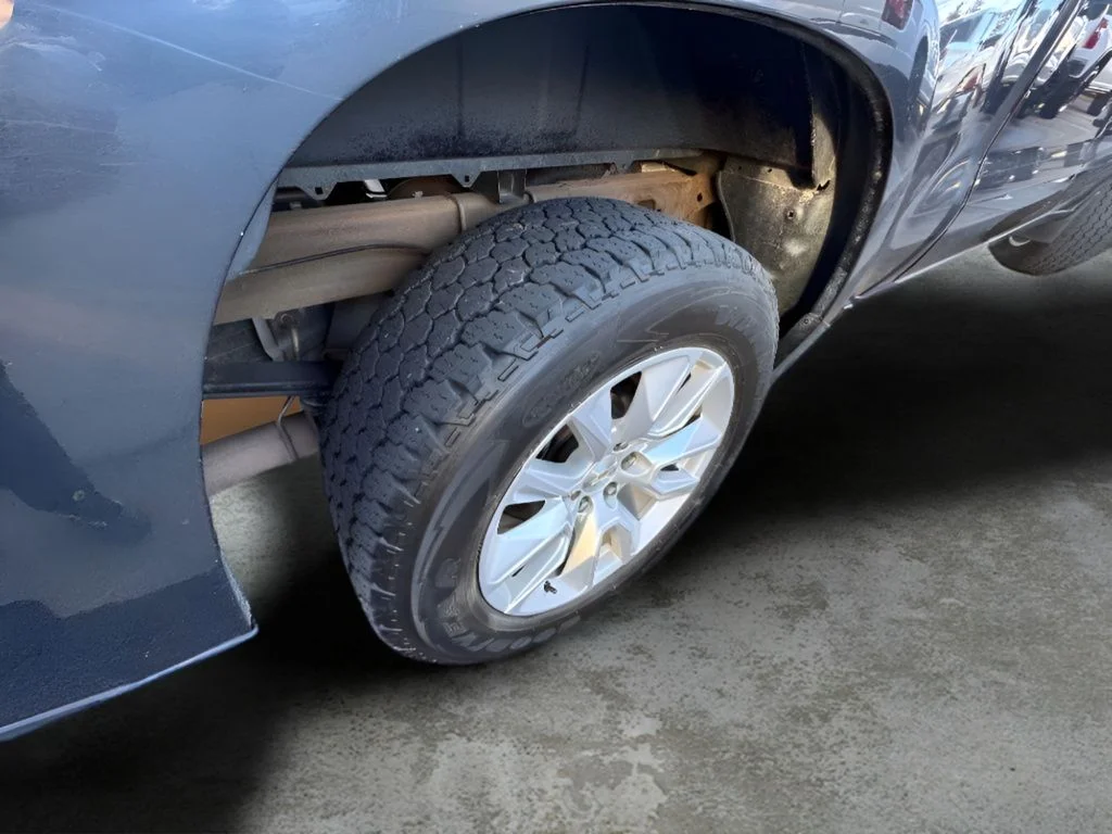 Used 2020 Shadow Gray Metallic Chevrolet Custom image 32