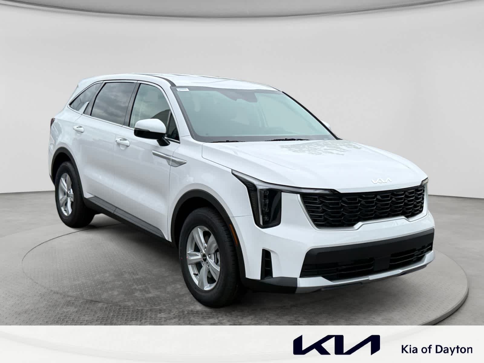 New 2026 Glacial White Pearl Kia LX image 3