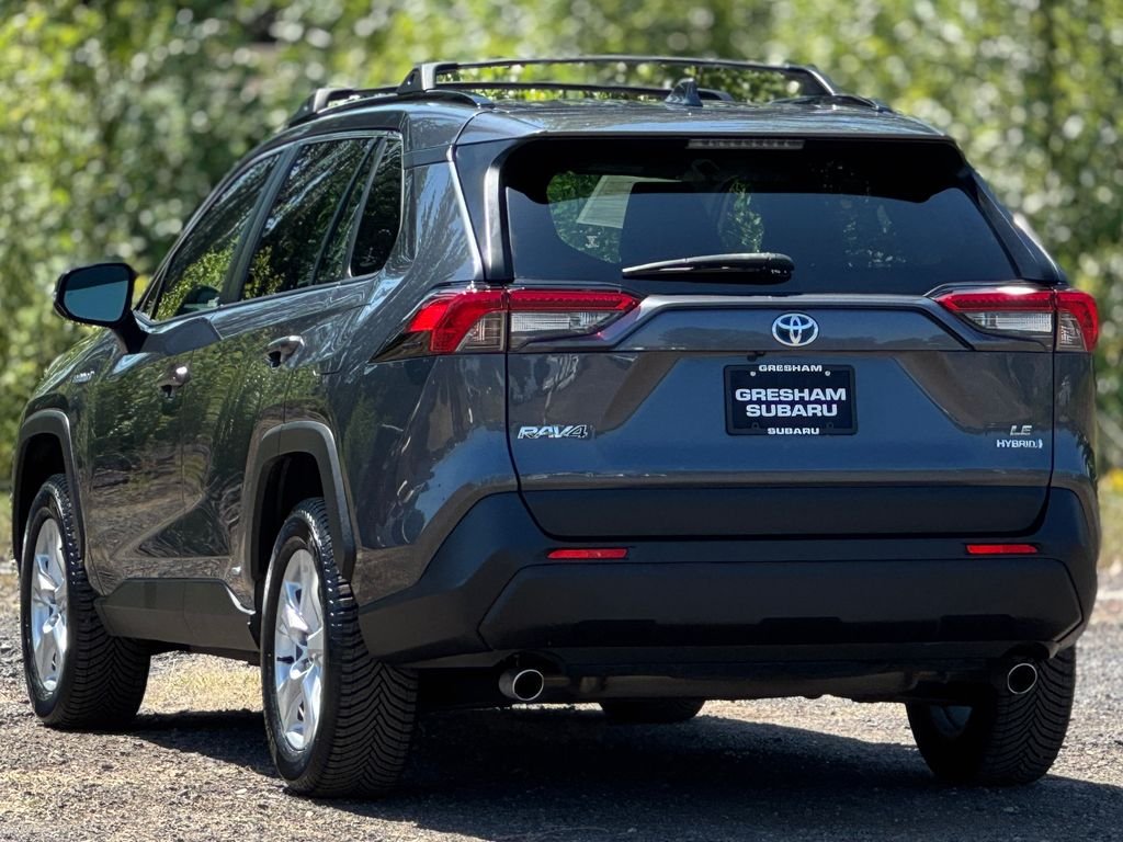 Used 2020 Magnetic Gray Metallic Toyota LE image 5