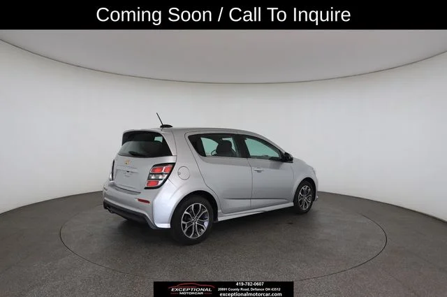 Used 2017 Silver Chevrolet LT image 19