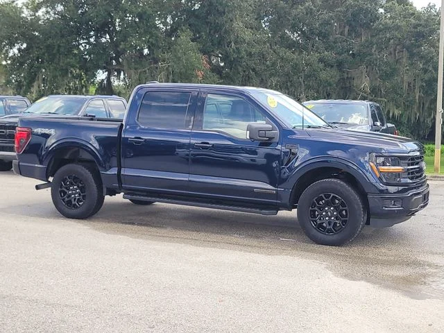 Used 2024 Blue Ford XLT image 4
