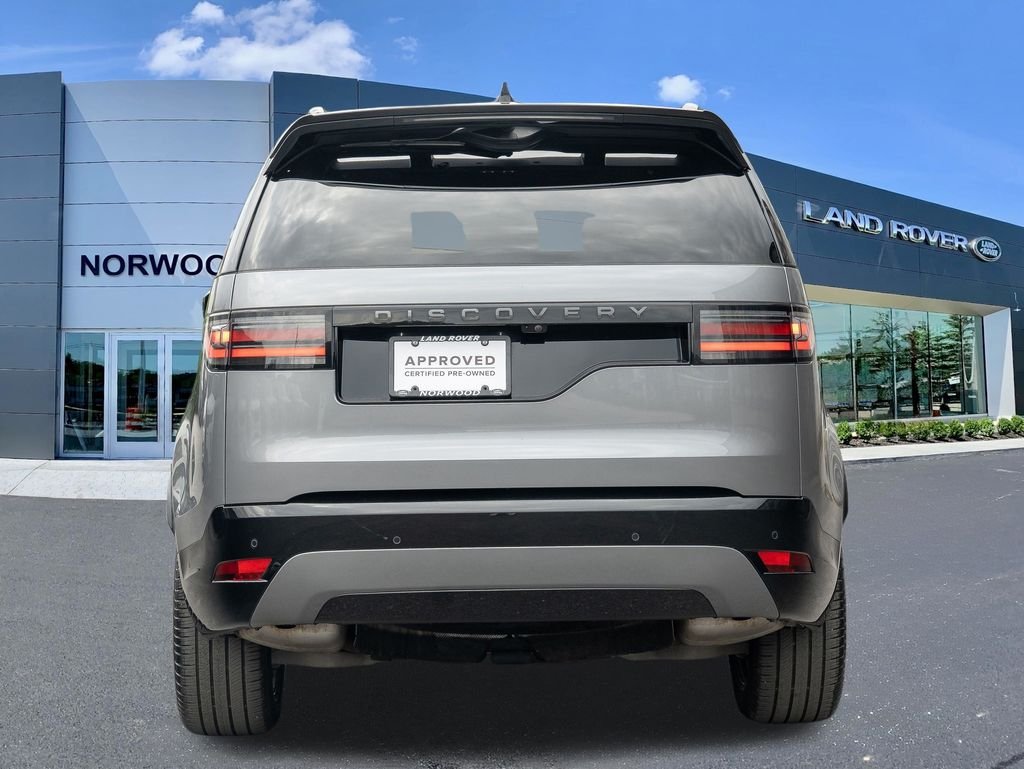 Used 2025 Gray Land Rover Dynamic SE image 5