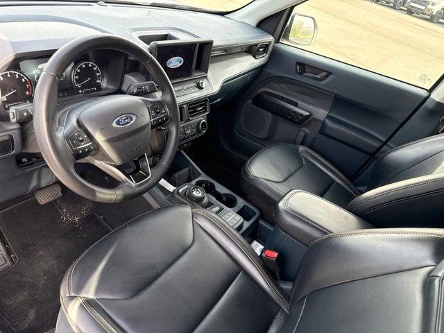 Used 2023 Avalanche Gray Ford Lariat image 9