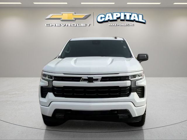 Used 2025 White Chevrolet RST image 8