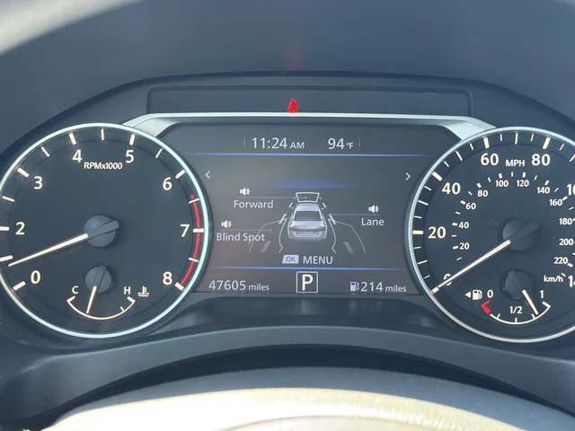 Used 2024 Gray Nissan 2.5 SV image 22