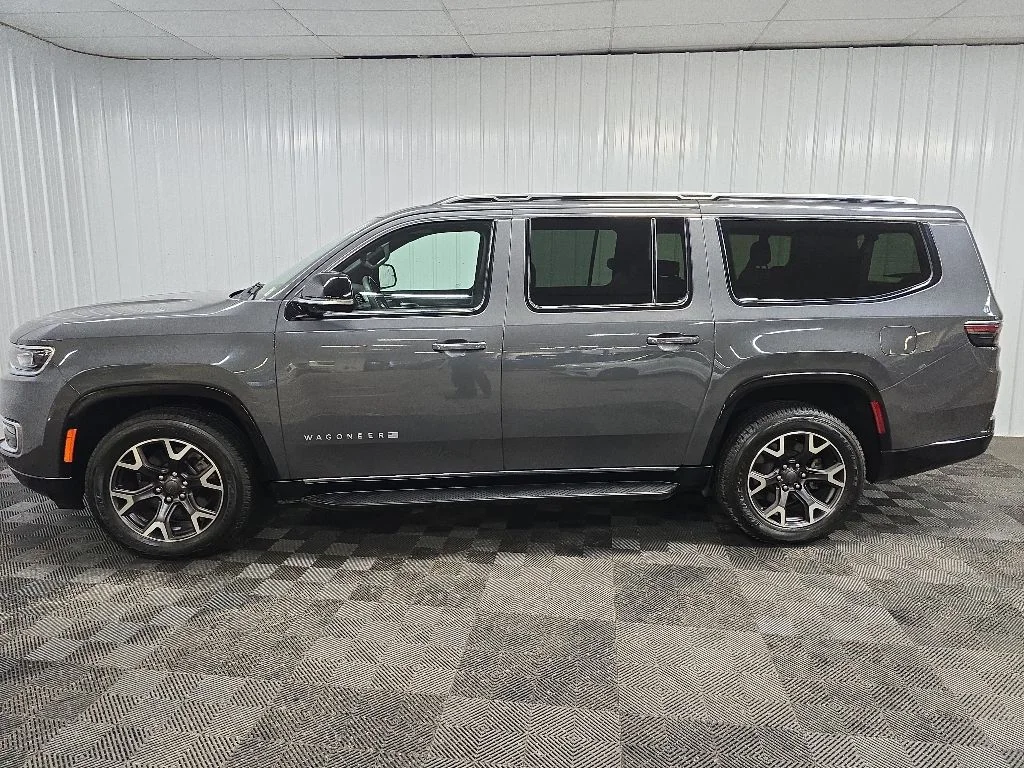 Used 2023 Gray Jeep Series III image 5