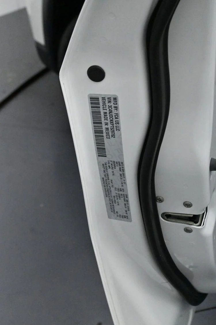 Used 2023 Bright White Clearcoat Jeep Limited image 35