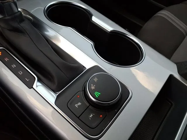 Used 2026 Black Chevrolet 2LT image 23