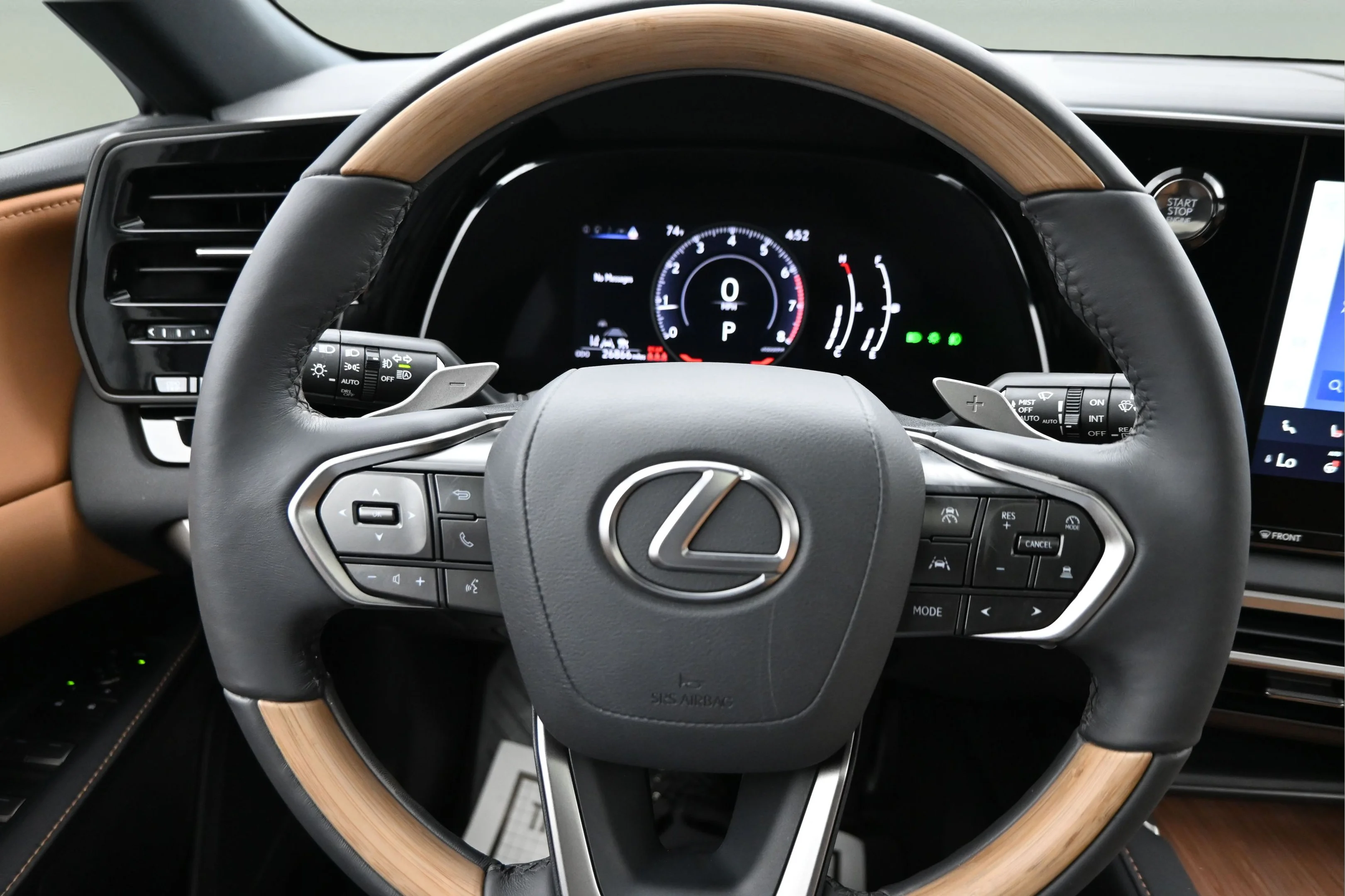 Used 2024  Lexus RX 350 image 9