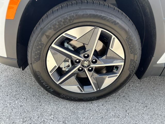 Used 2026 White Hyundai SEL image 10