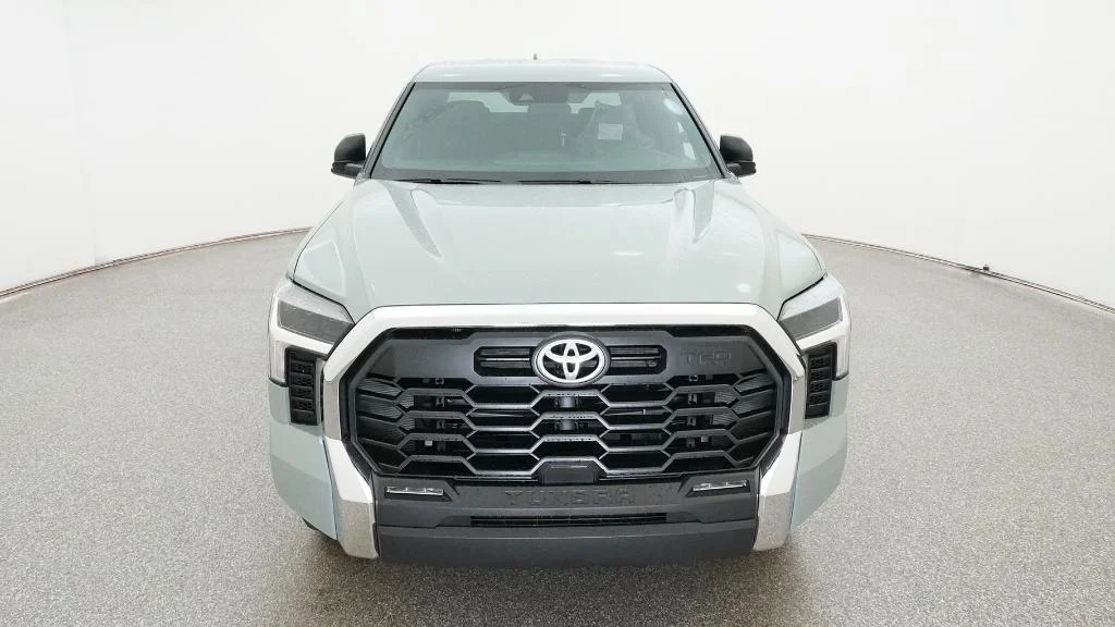 New 2026 Lunar Rock Toyota SR5 image 18