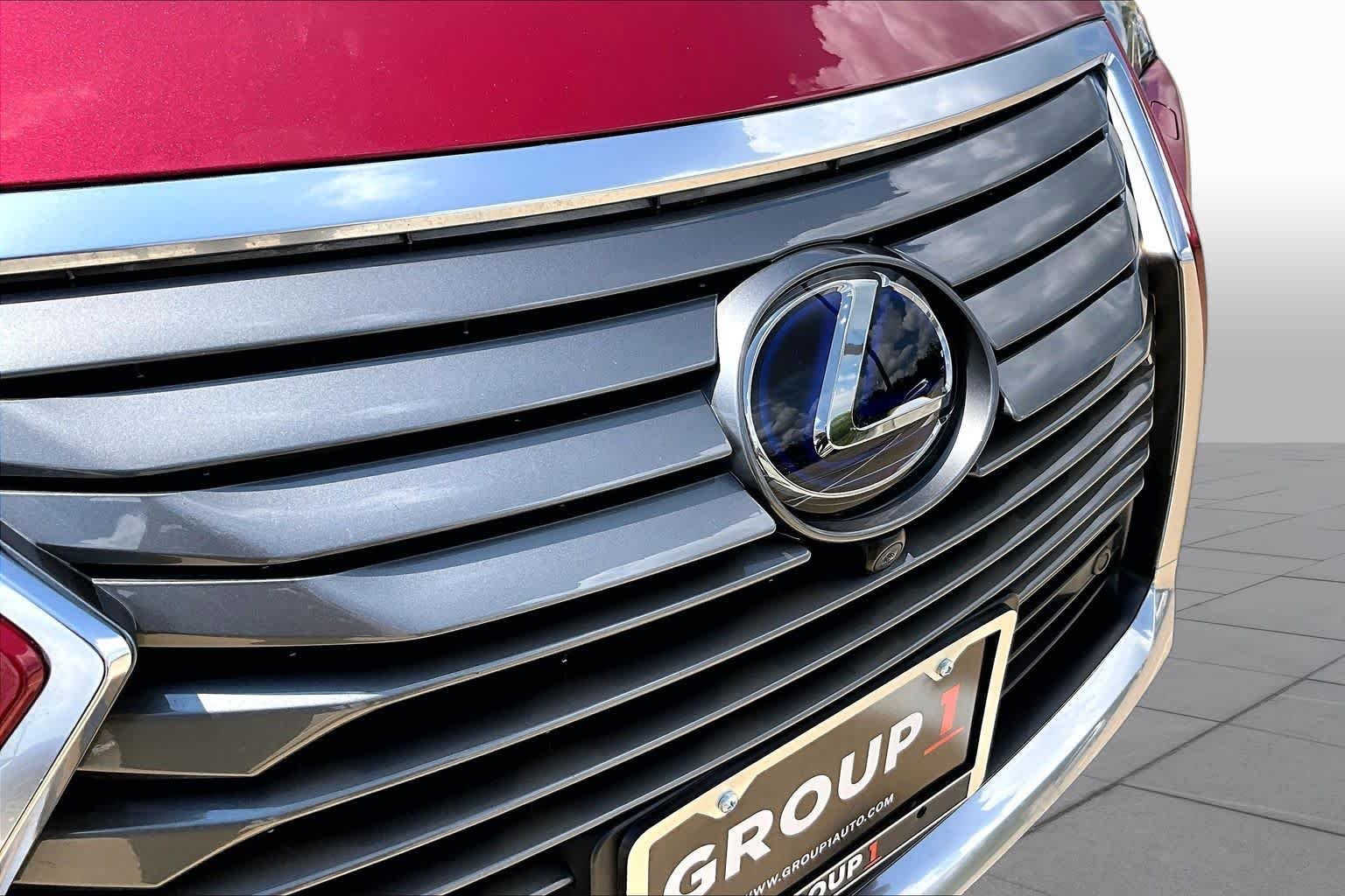 Used 2018 Matador Red Mica Lexus  image 30