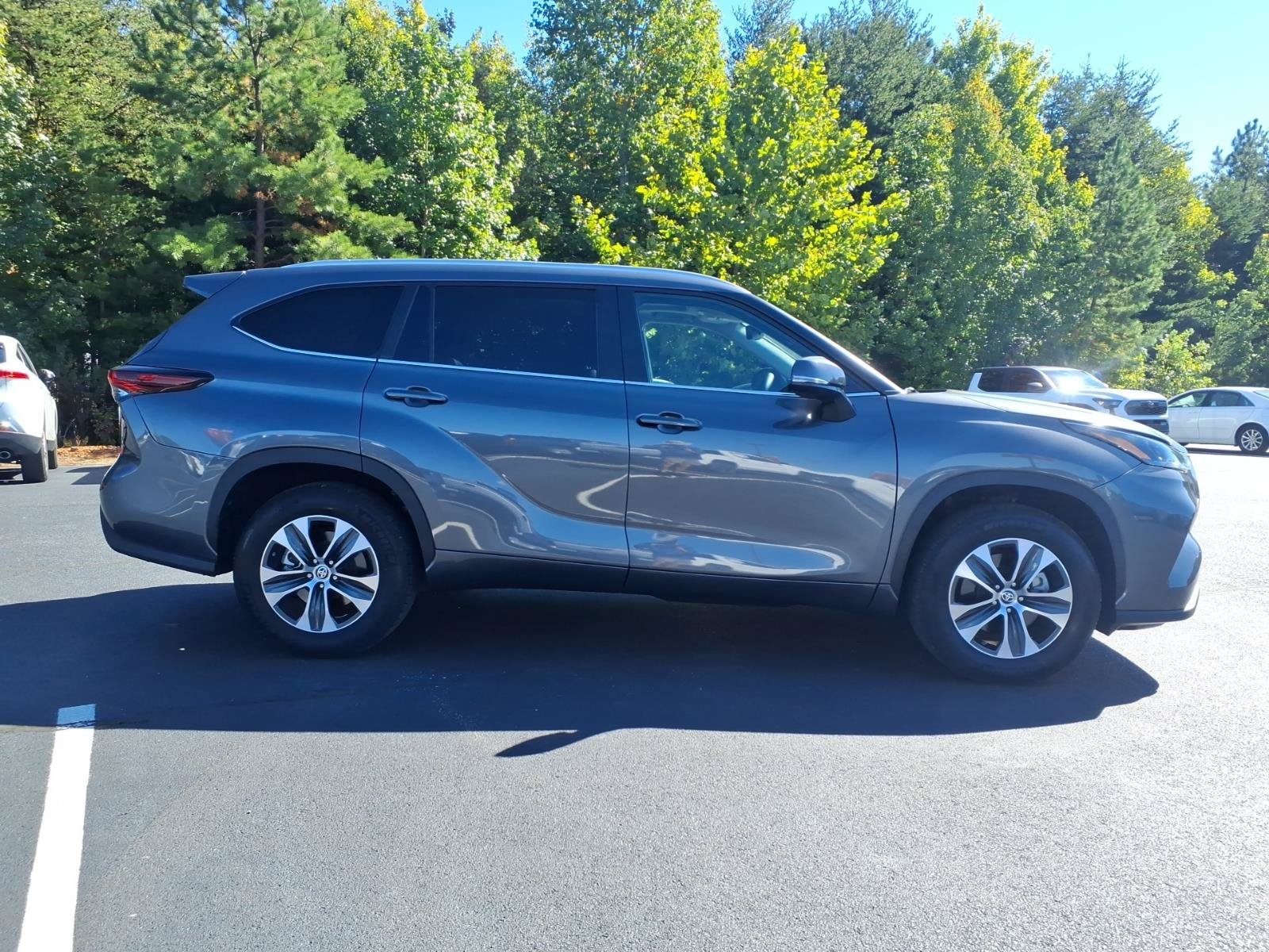 Used 2024 Magnetic Gray Metallic Toyota LE image 5