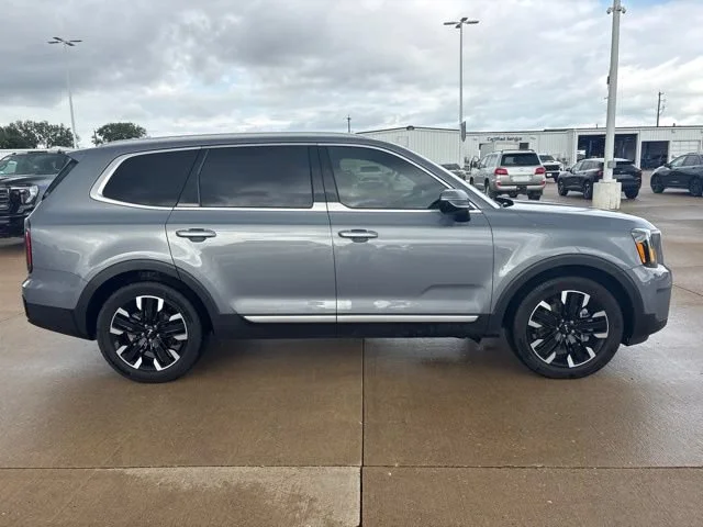 Used 2024 Gray Kia SX Prestige image 2