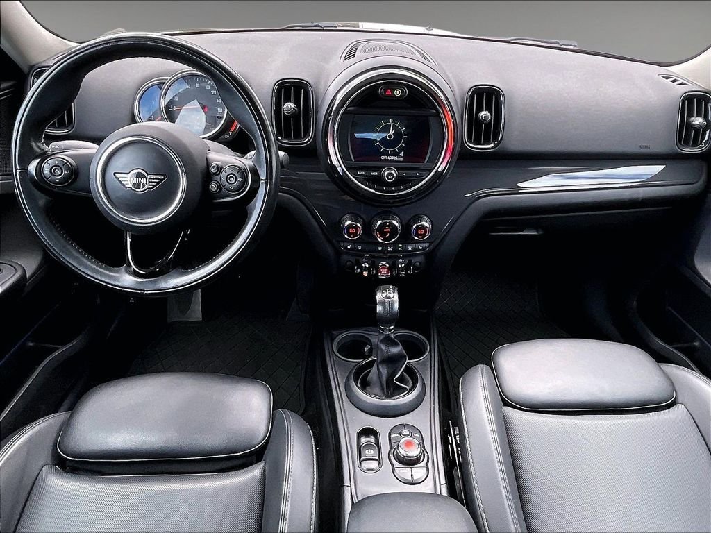 Used 2019 Midnight Black Metallic MINI  image 21