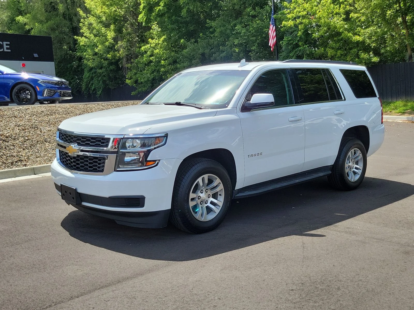 Used 2019 Summit White Chevrolet LS image 5