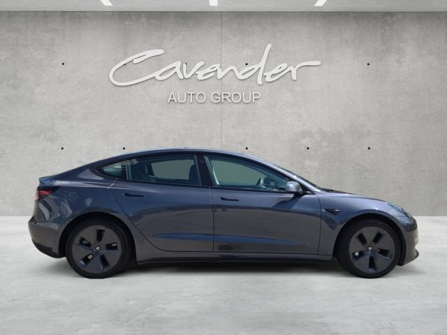 Used 2023  Tesla Base image 17