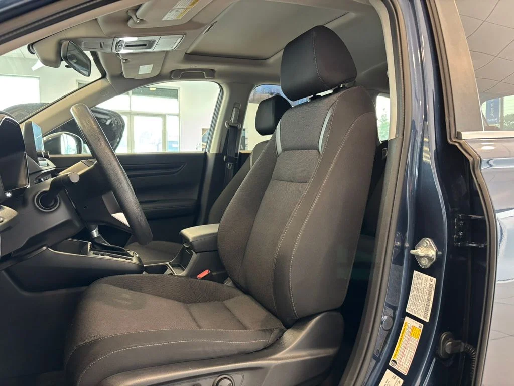 Used 2024  Honda EX image 12