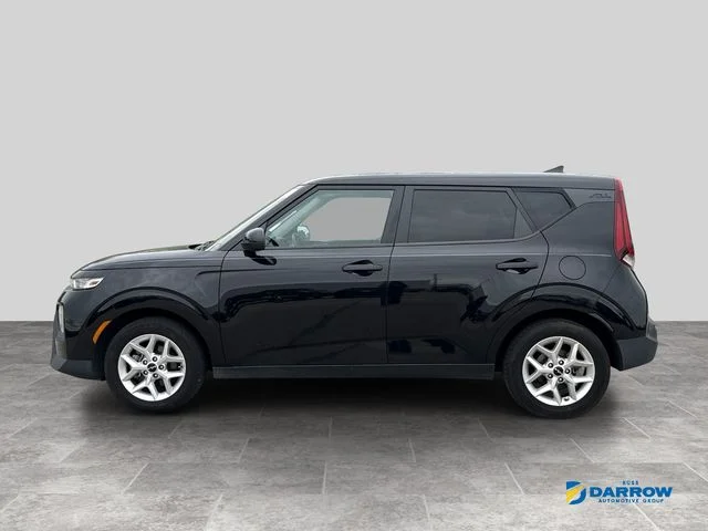 Used 2022 Black Kia LX image 22