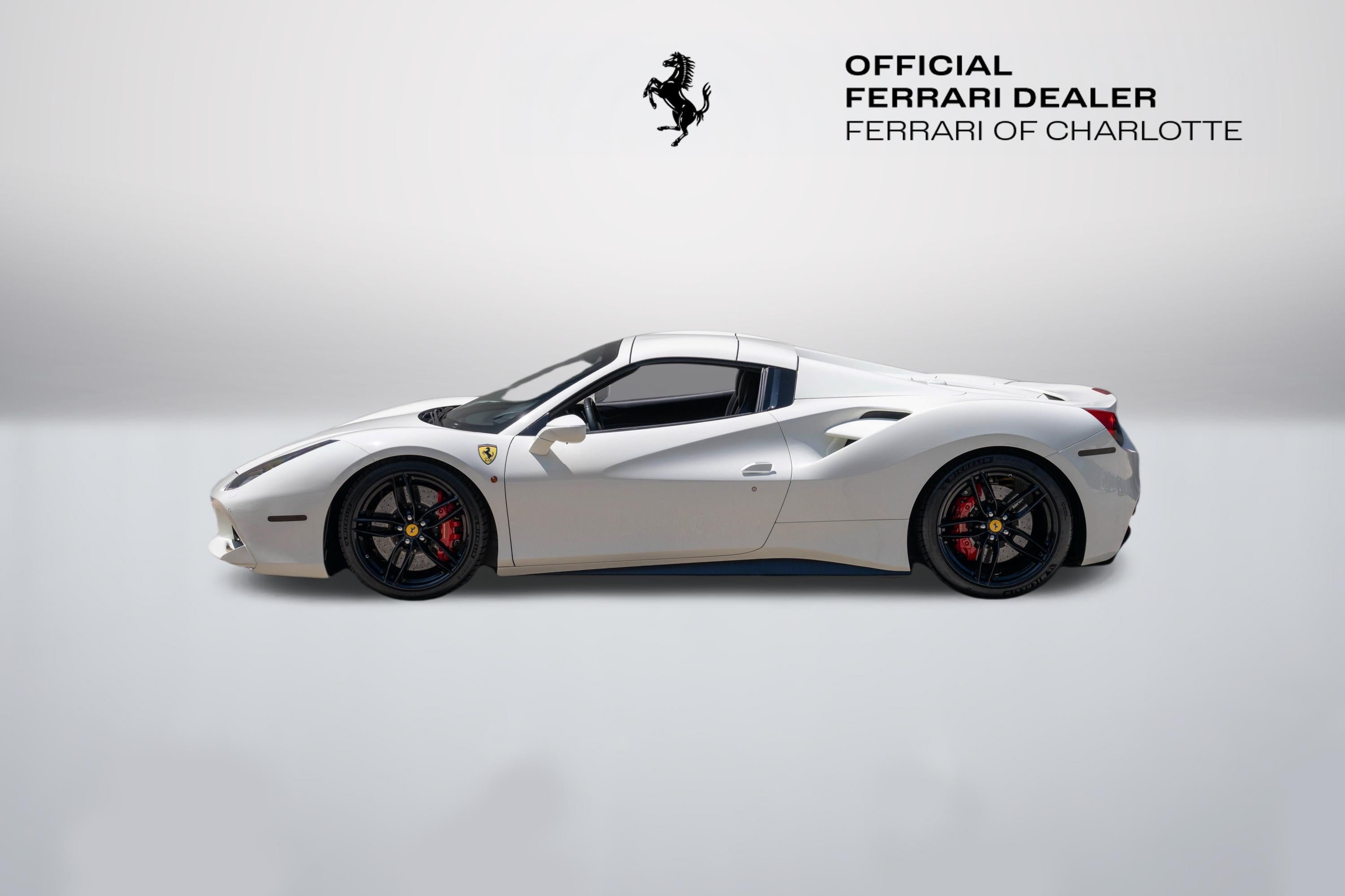 Used 2018 Bianco Avus Ferrari Base image 3
