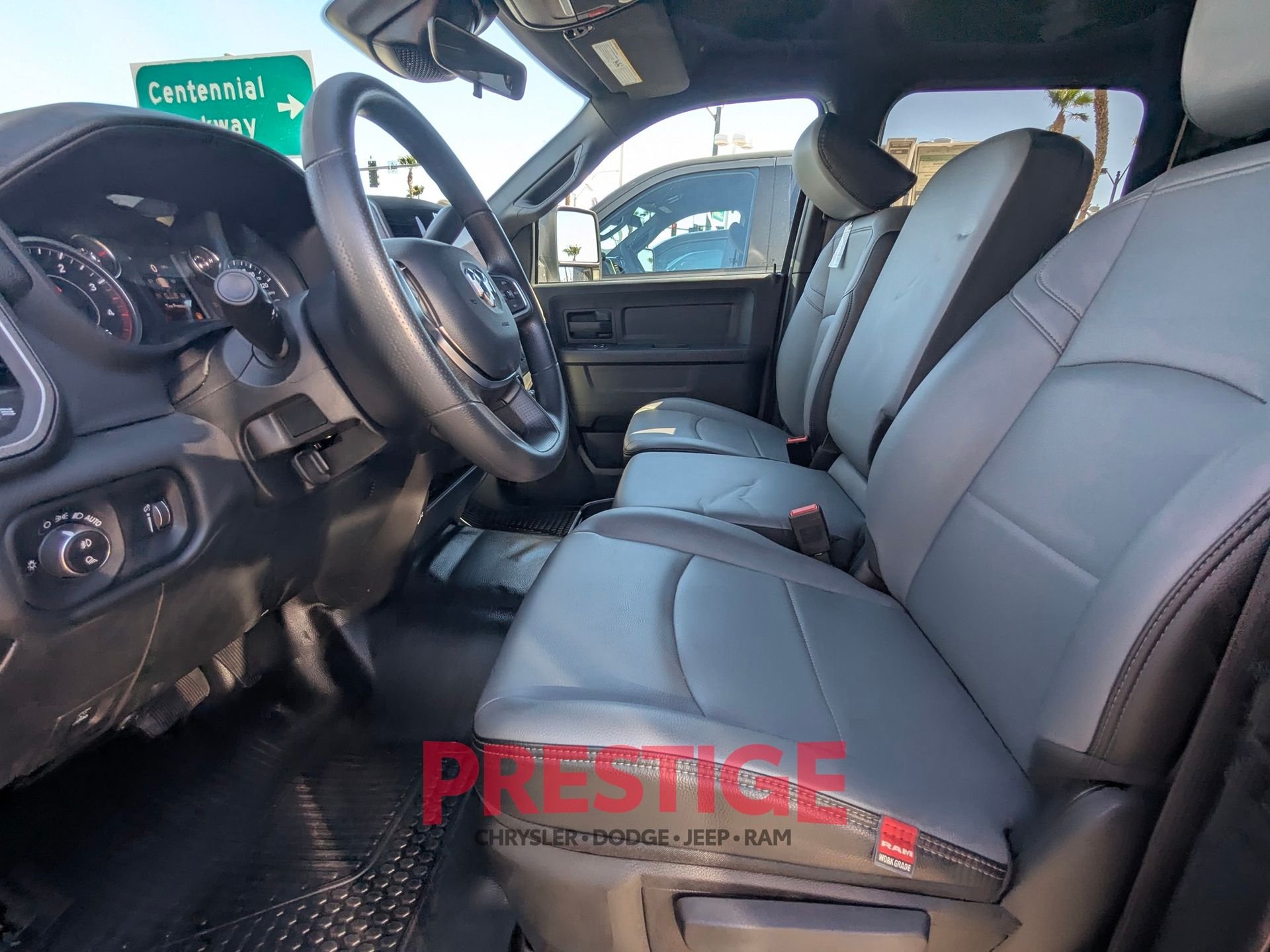 2025 RAM 2500 Tradesman - Photo 25