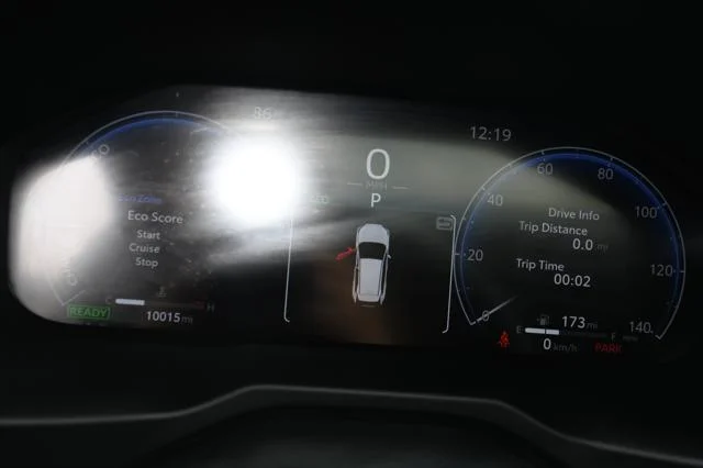 Certified Used 2024 WIND CHILL PEARL Toyota  image 15