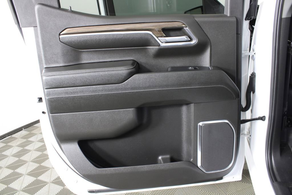 2024 Chevrolet Silverado 1500 RST - Photo 11