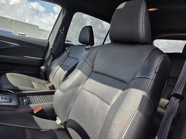 Used 2022 Sonic Gray Pearl Honda EX-L image 13