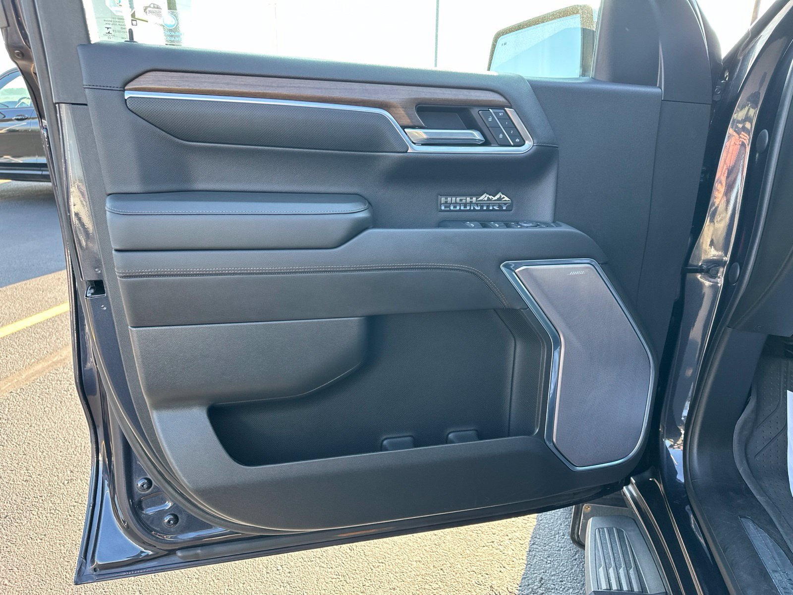 Used 2022 Gray Chevrolet High Country image 19