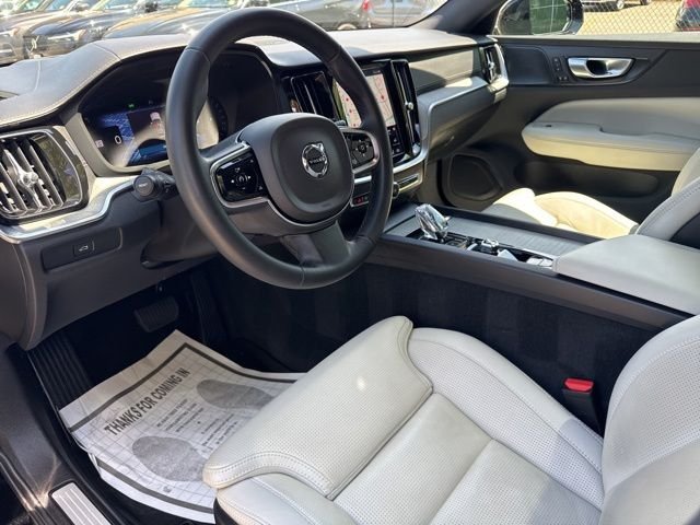 Used 2024 Black Volvo Ultimate image 9
