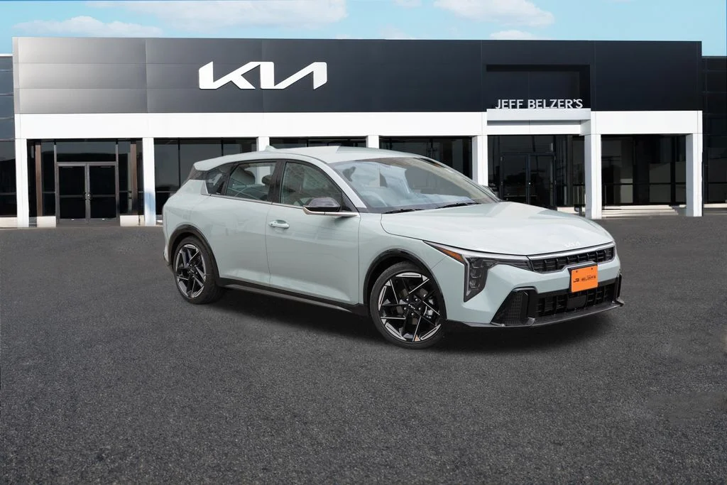 2026 Kia K4 GT-Line AT Hatchback's photo