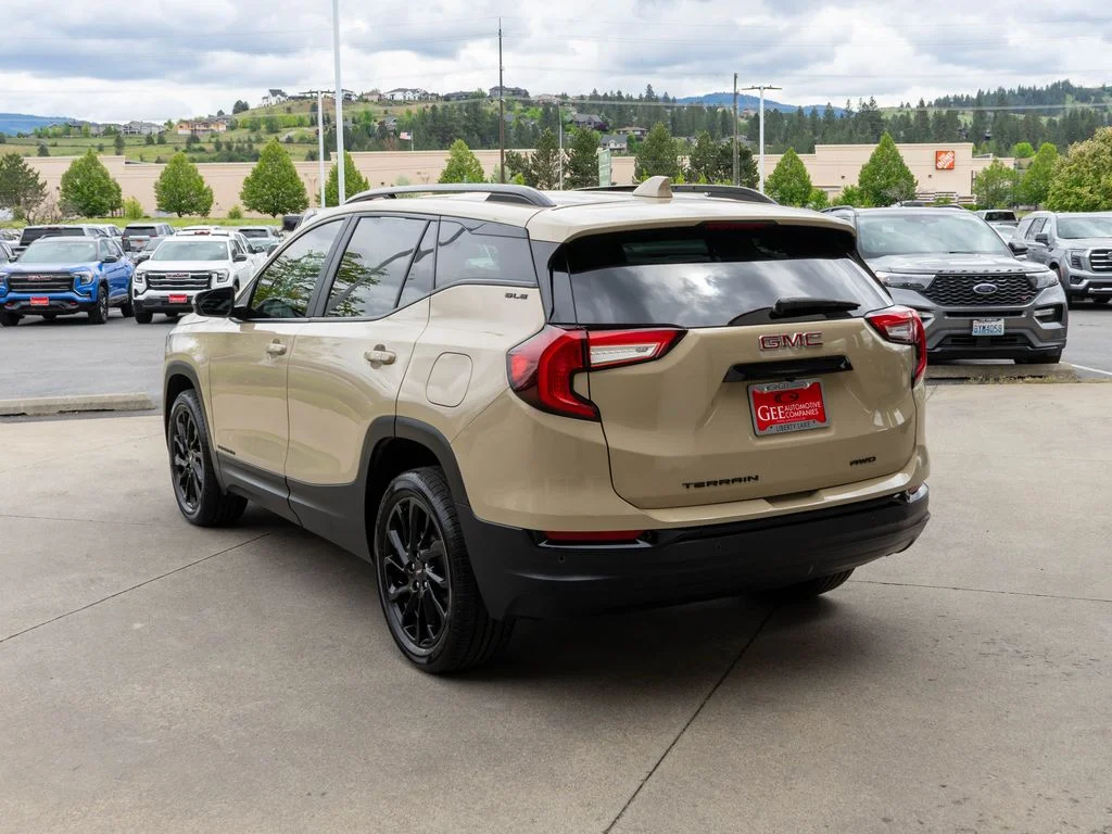 Used 2023 Beige GMC SLE image 5