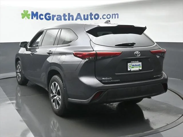 2021 Toyota Highlander XLE - Photo 30