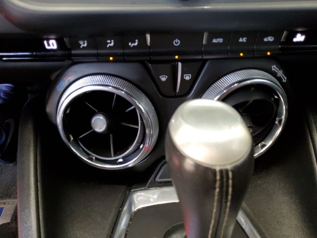 Used 2018 Red Chevrolet 1LT image 27